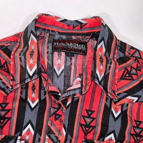 Rock and Roll Cowboy Aztec Print button down Shirt men’s size small - Picture 10 of 12